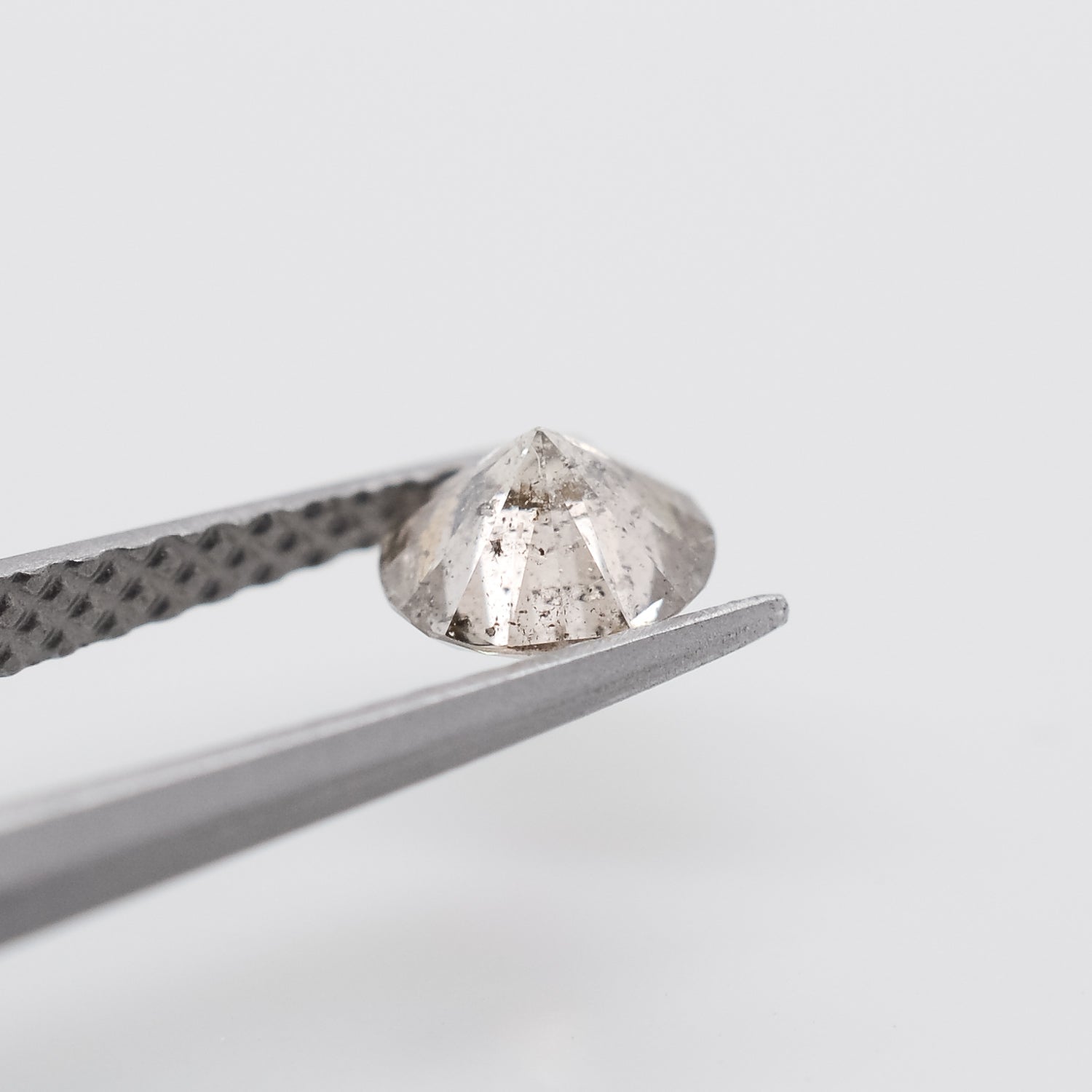 0.44ct Round Brilliant Cut Loose Salt & Pepper Diamond - Malleable Jewellers