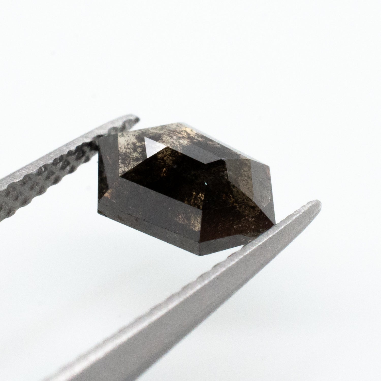 0.86ct Tapered Hexagon Shaped Loose Salt & Pepper Diamond - Malleable Jewellers