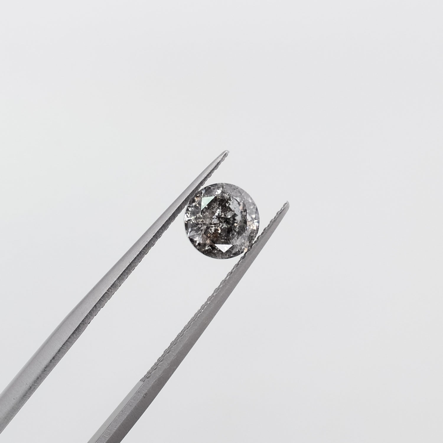 1.01ct Round Brilliant Cut Loose Salt & Pepper Diamond - Malleable Jewellers