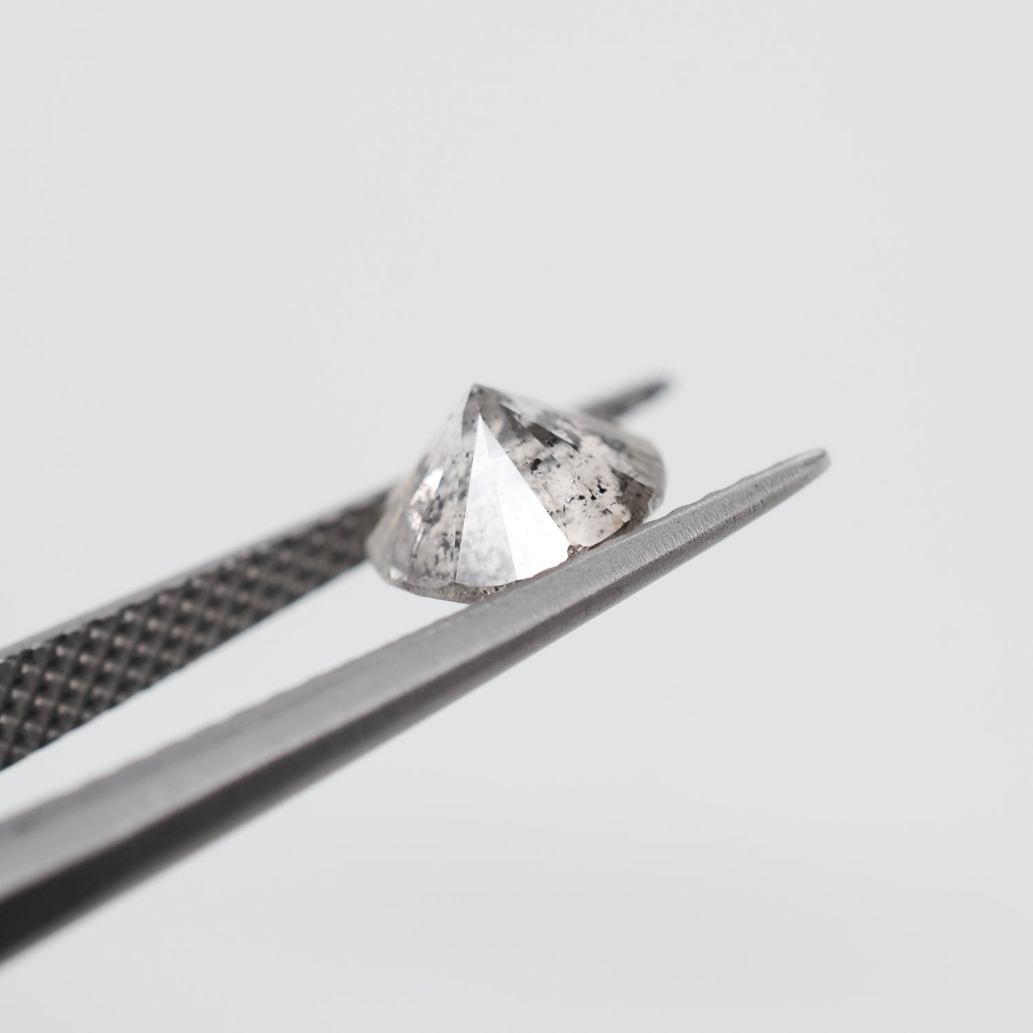 1.27ct Round Brilliant Cut Loose Salt & Pepper Diamond - Malleable Jewellers