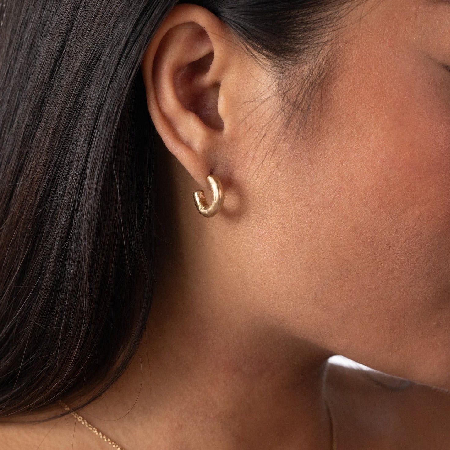 Crushed Satin Hoops in Yellow Gold - Malleable Jewellers