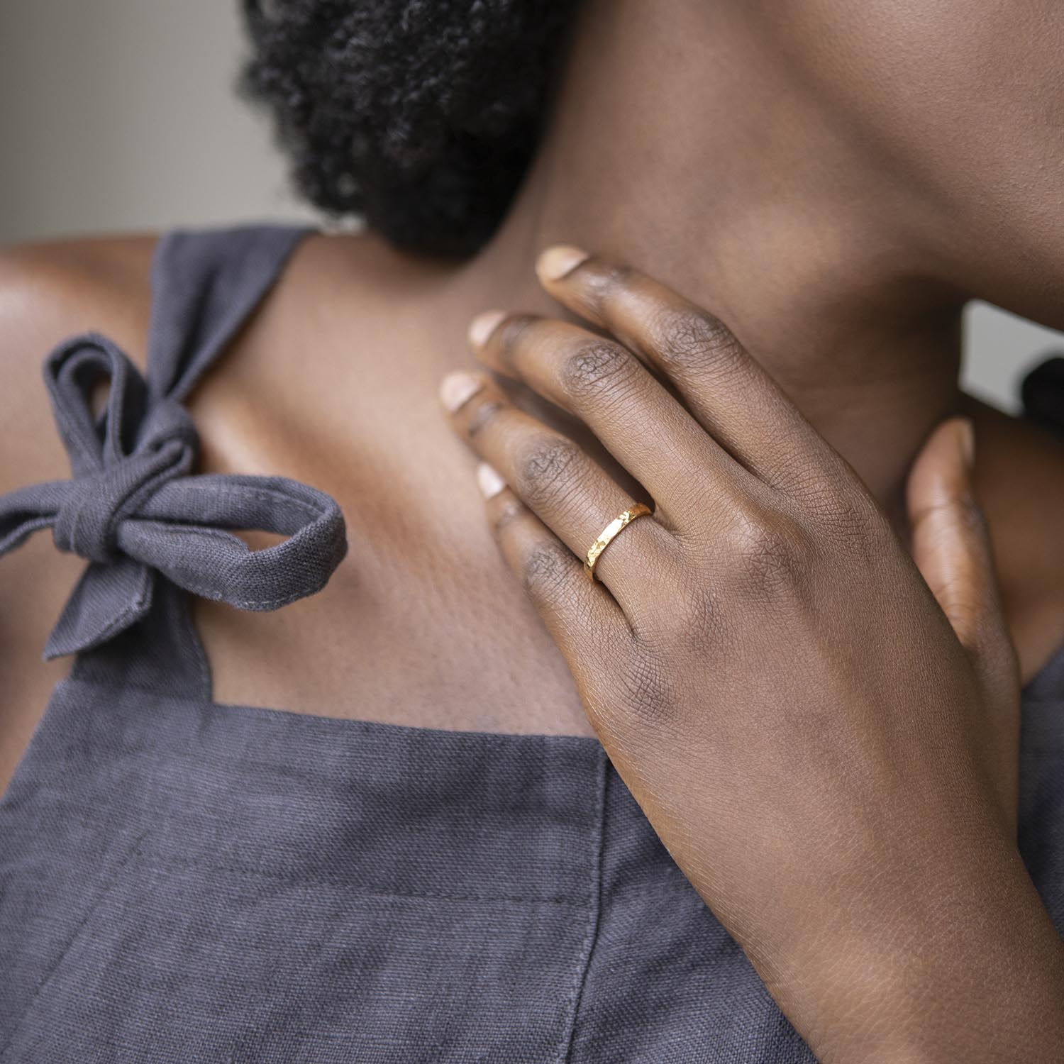 Dappled Ring in Yellow Gold - Malleable Jewellers