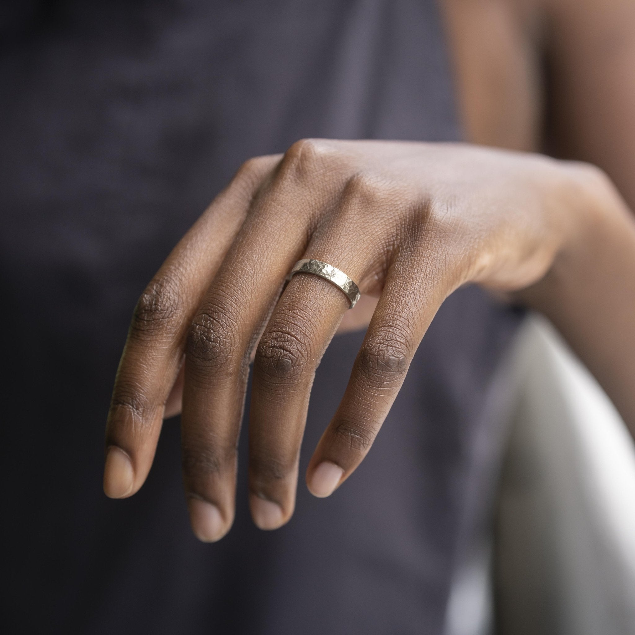 Hammer Finished Band Ring in White Gold - Malleable Jewellers