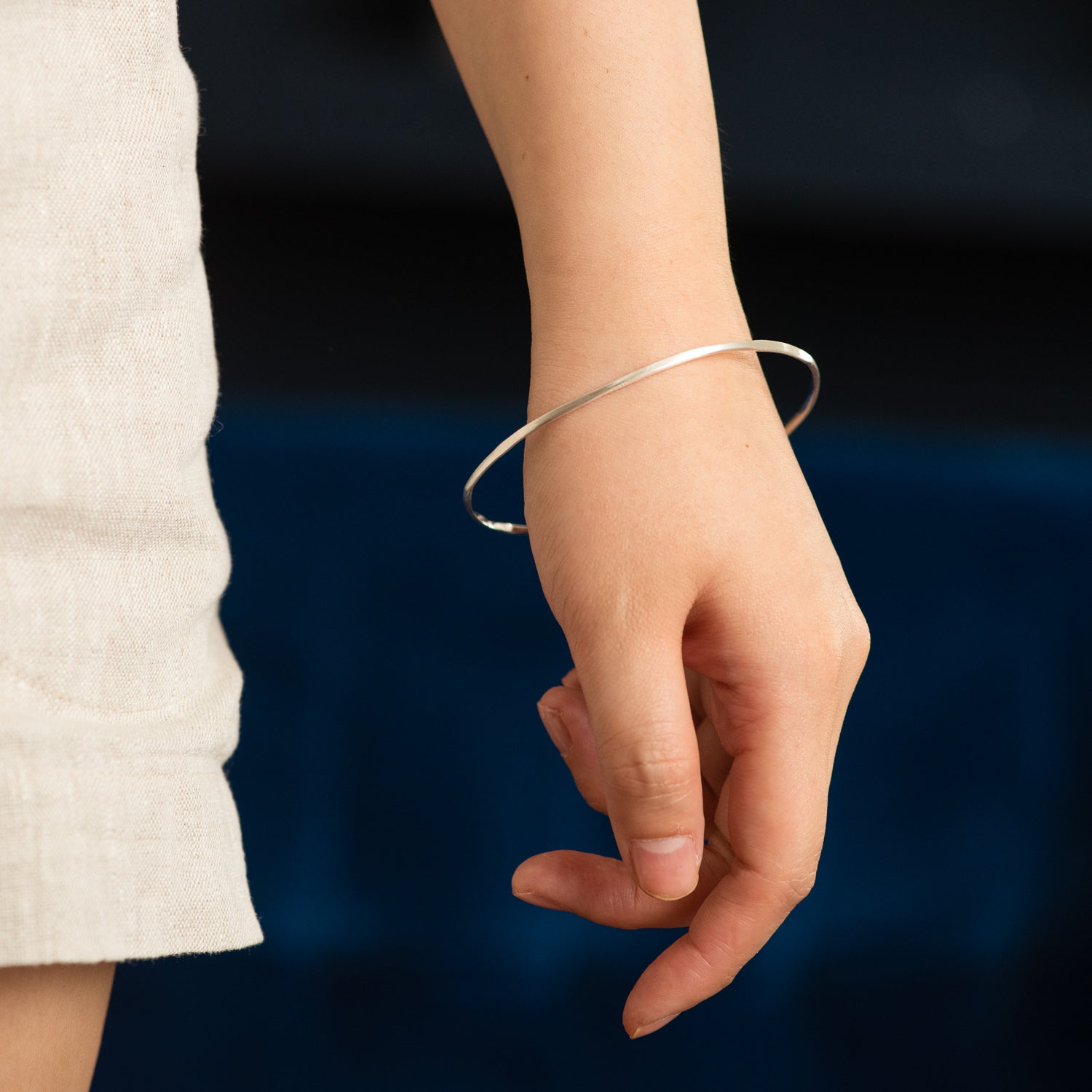 Irregular Bangle in White Gold - Malleable Jewellers