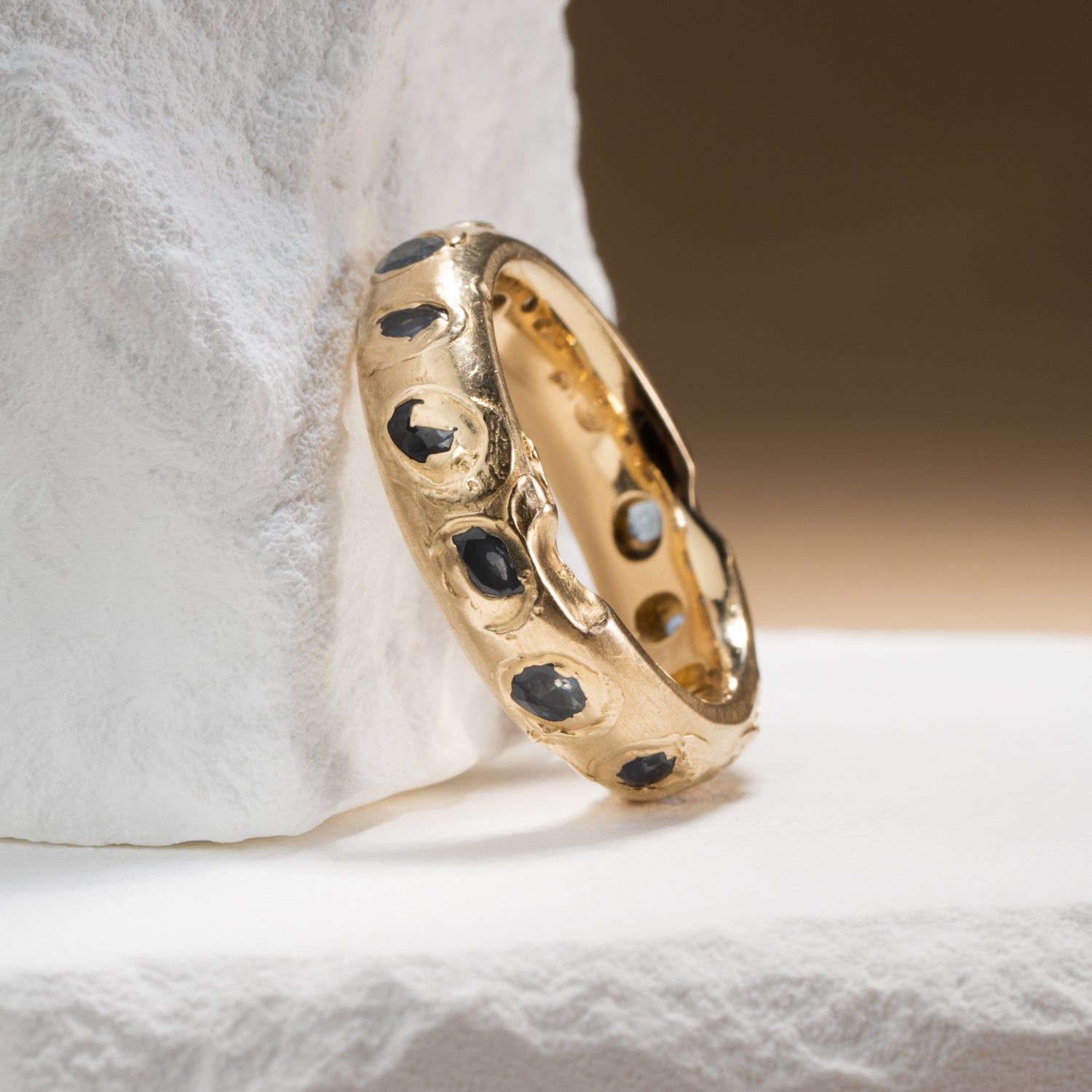 Sky Kimberlite Ring in Yellow Gold - Malleable