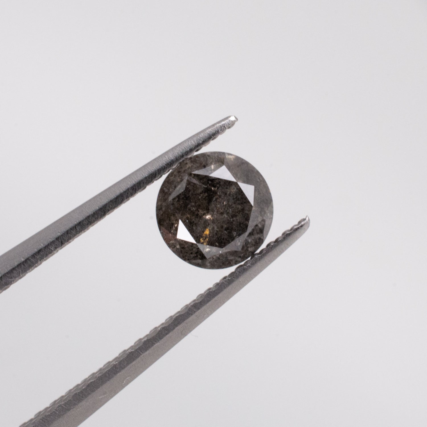0.58ct Round Brilliant Cut Loose Salt & Pepper Diamond - Malleable Jewellers