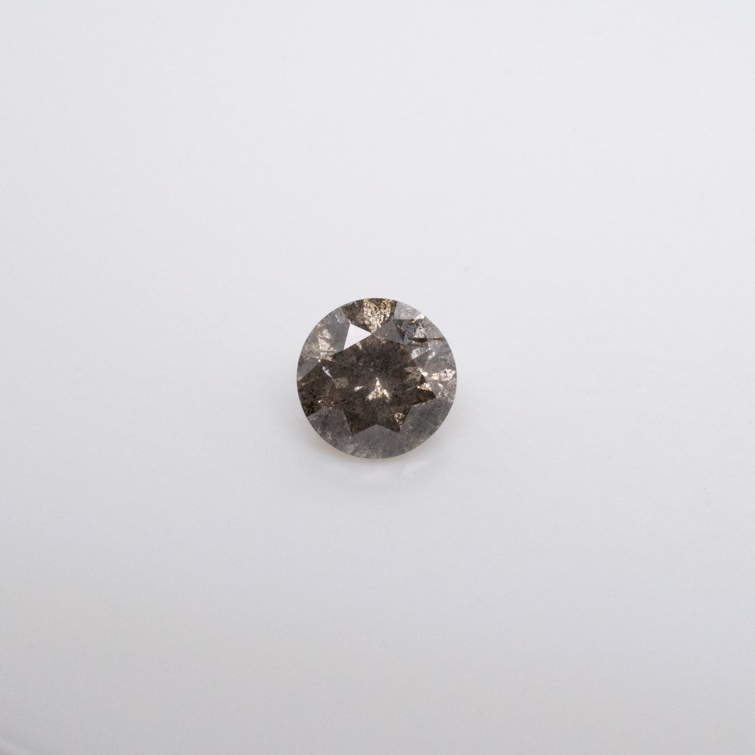 0.65ct Round Brilliant Cut Loose Salt & Pepper Diamond - Malleable Jewellers