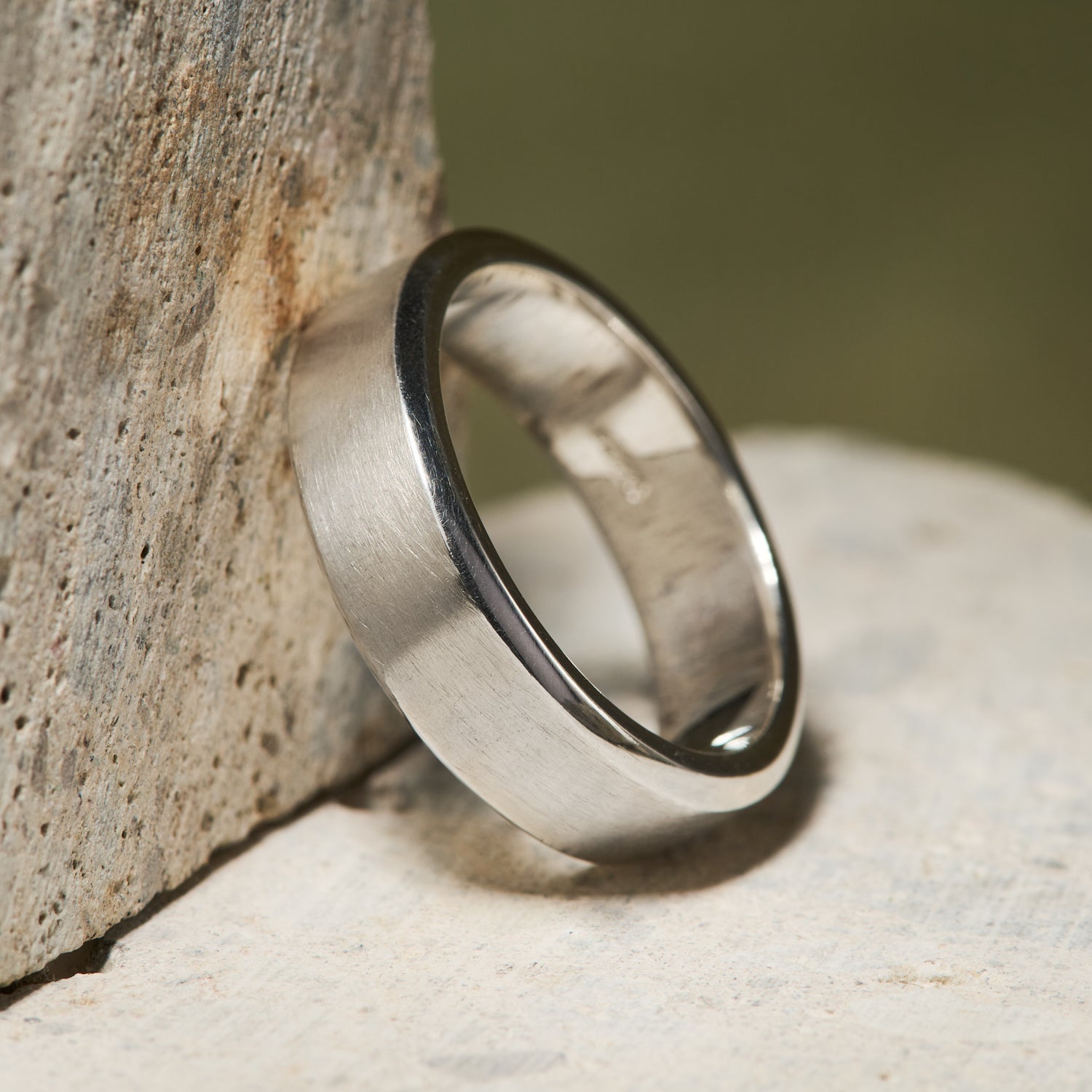 Wide Brushed Bevel Band