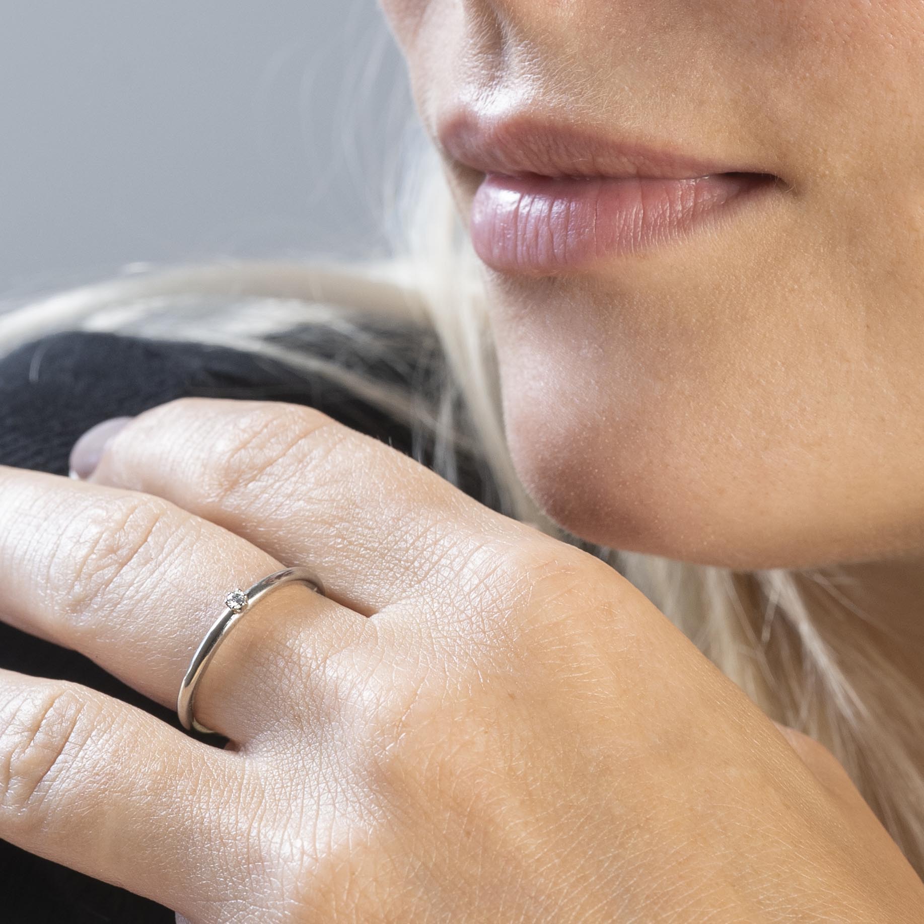 Dainty Diamond Ring in White Gold - Malleable Jewellers