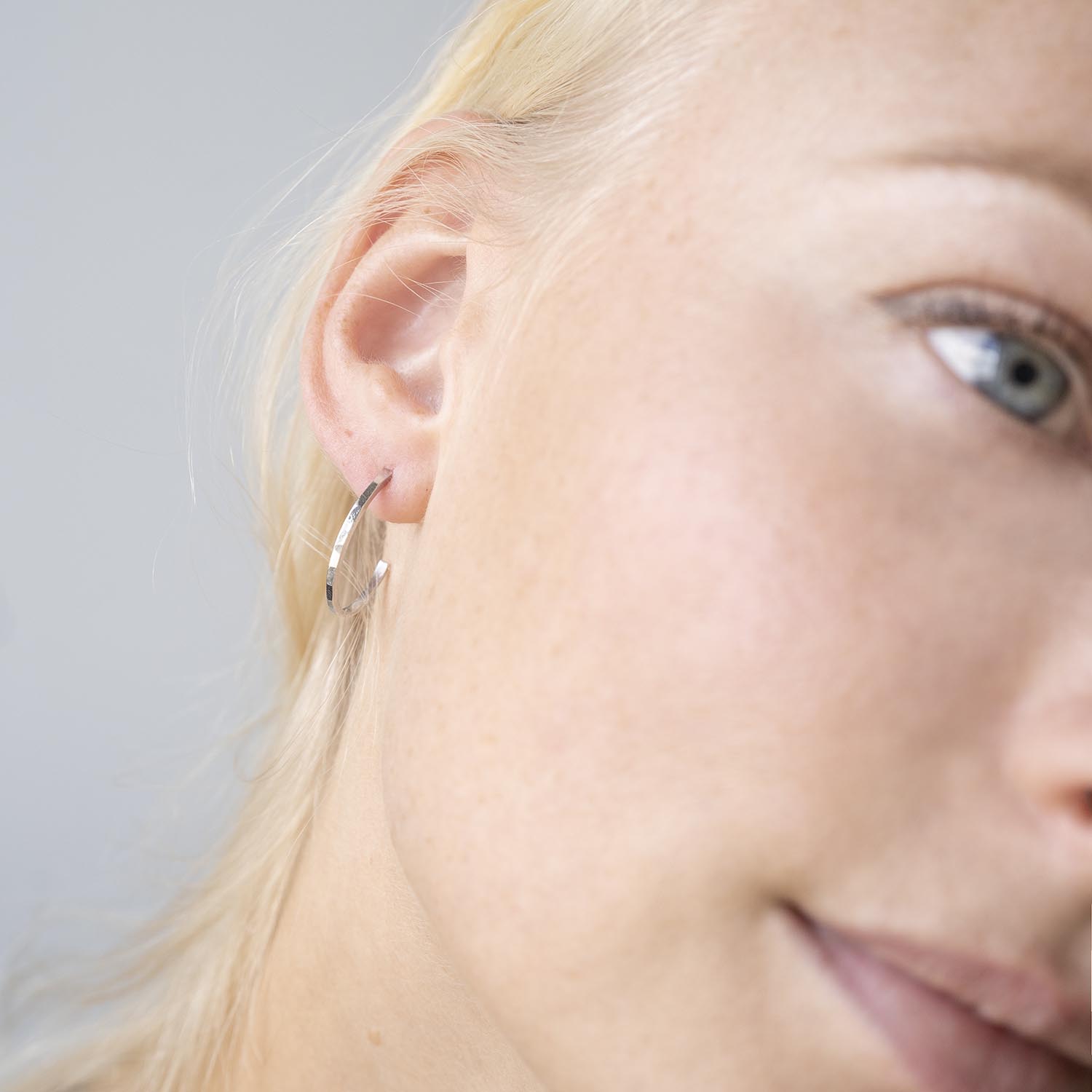 Flash Hoops in Sterling Silver - Malleable Jewellers