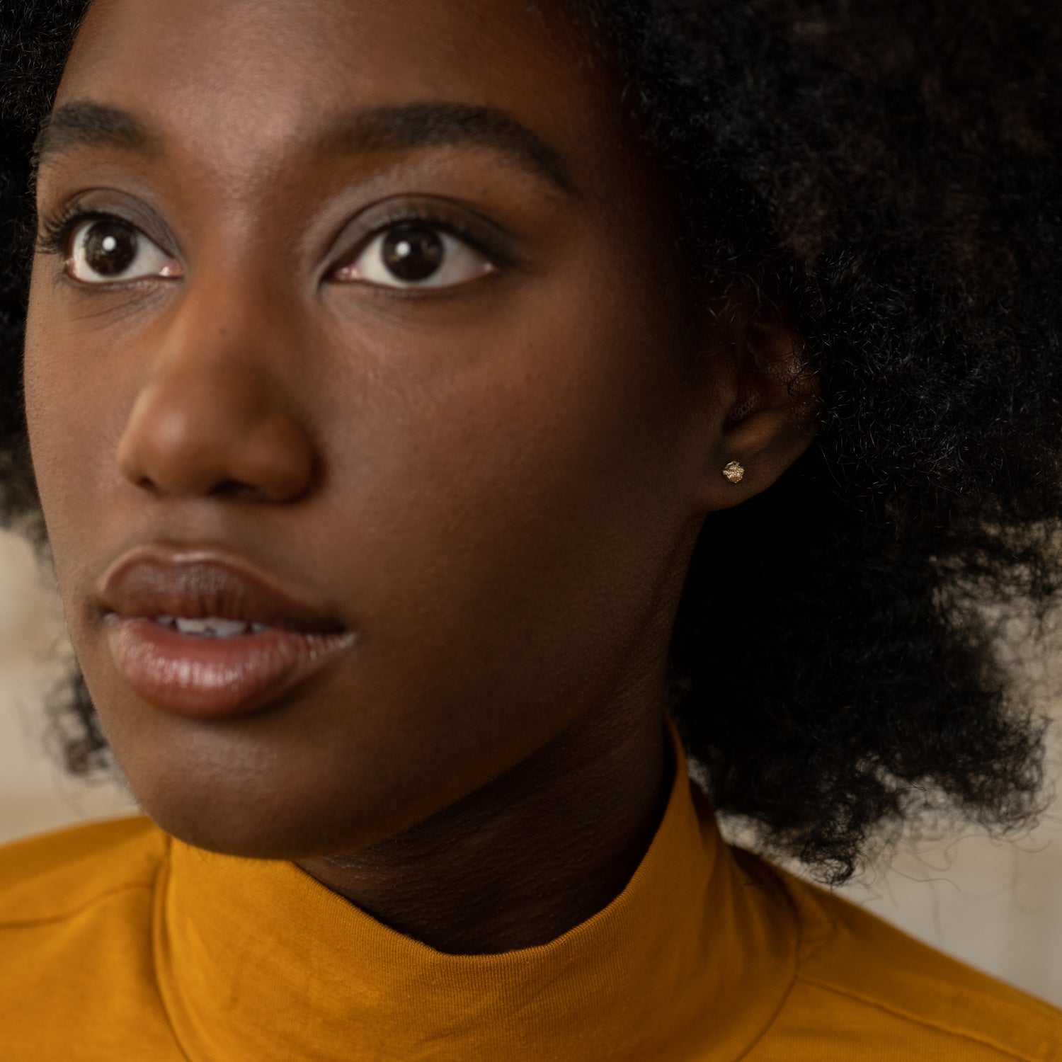 Molten Studs in Yellow Gold - Malleable Jewellers