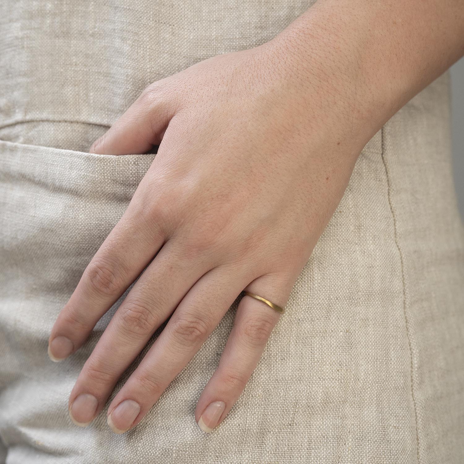 Organic Ring in Yellow Gold - Malleable Jewellers