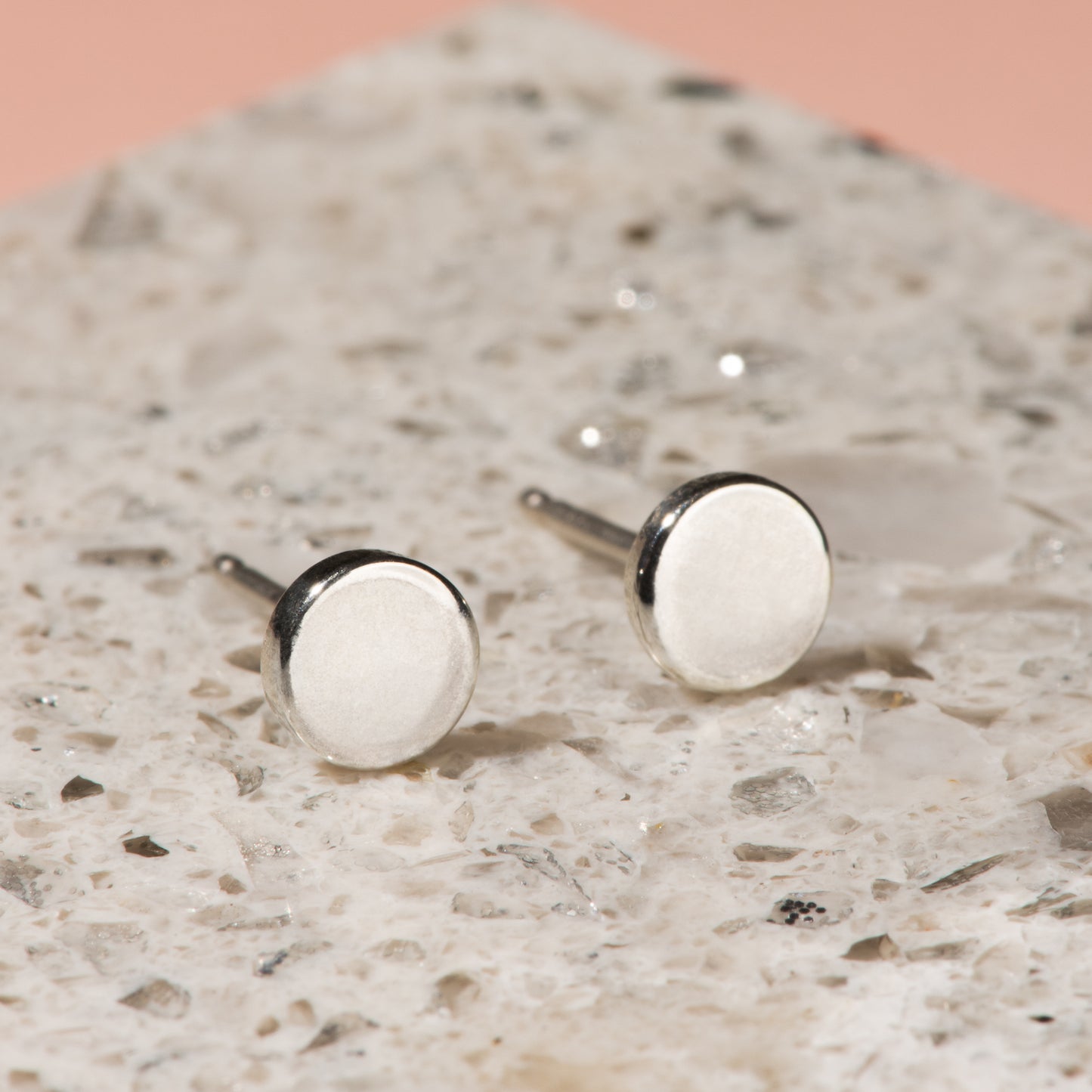 Circle Studs in White Gold